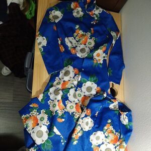 Vintage Paradise Hawaii Floral Pattern Dress Suit